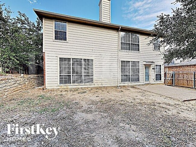 Building Photo - 7885 Parkmount Ct