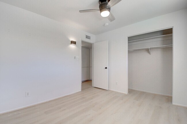 Building Photo - Spacious 4BR Tempe Home with Private Pool Near ASU