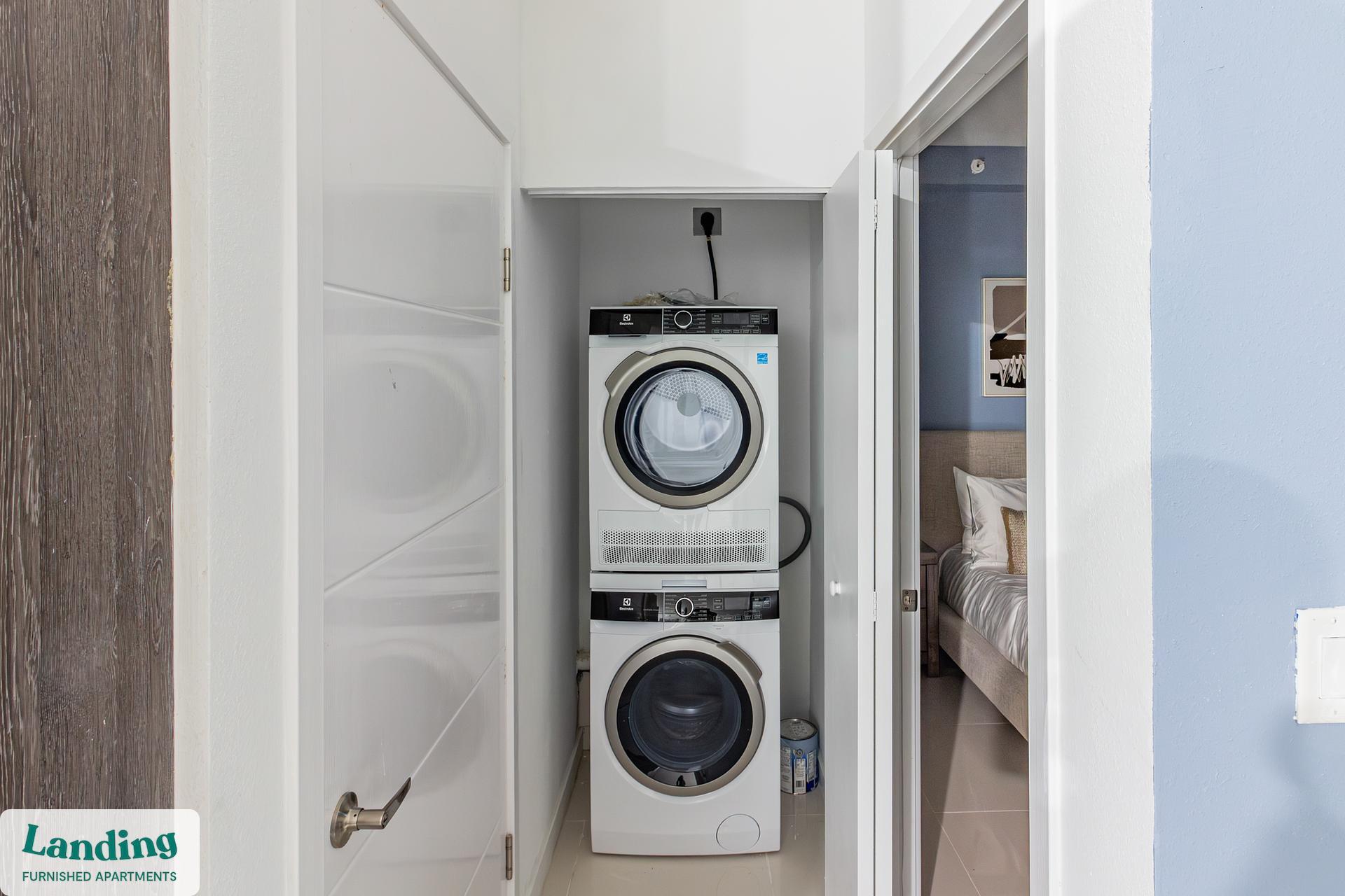 Building Photo - 25850 SW 140th Ct