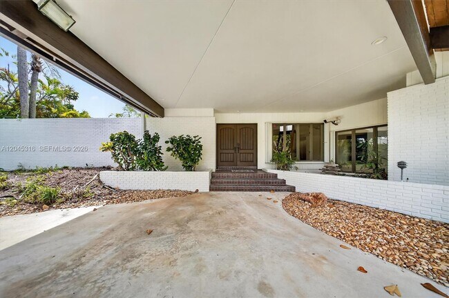 Building Photo - 8925 SW 102nd Terrace