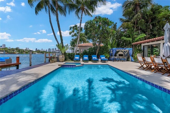 Building Photo - 56 S Hibiscus Dr