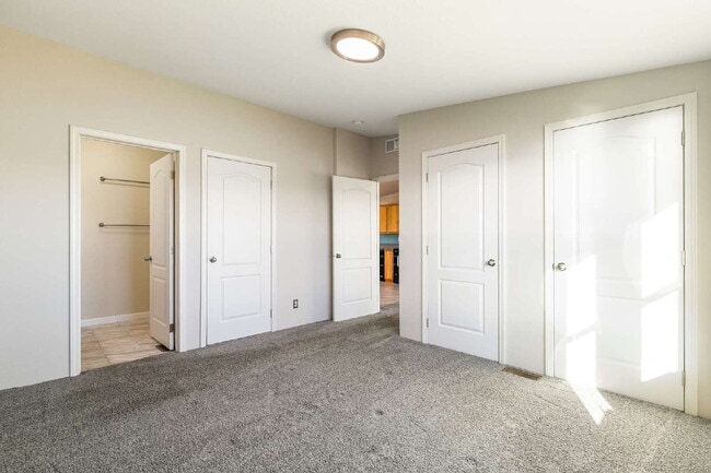 Building Photo - Breathtaking 3-Bed Beachfront Retreat with Scenic Views in Ferndale