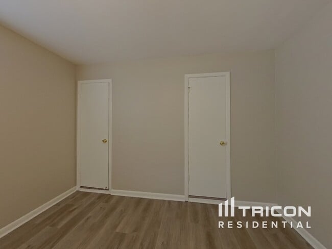 Building Photo - 92 Ventura Dr