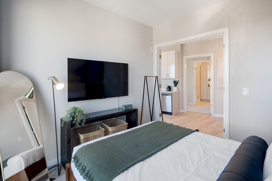 Building Photo - 188 Lafayette St