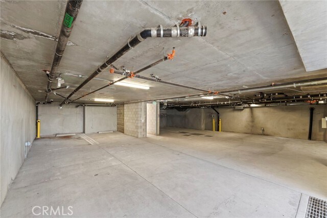 Building Photo - 1409 N Hobart Blvd