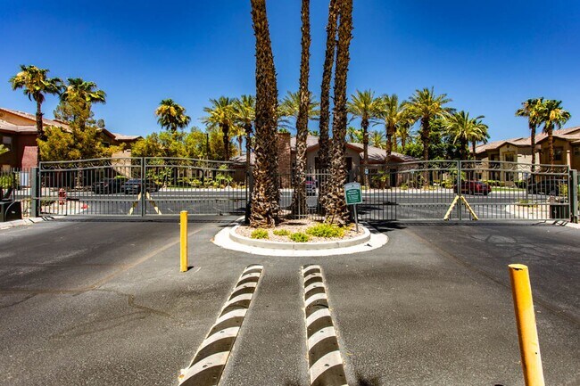 Building Photo - 3 Bed, 2 Bath -Gated- South West Las Vegas