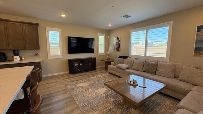 Building Photo - 17744 W Cassia Way