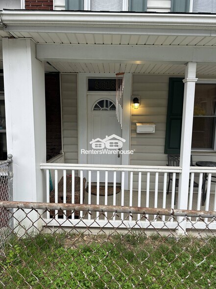 Building Photo - 3618 Ash St
