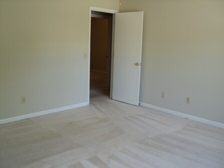 Building Photo - 1092 Chinook St