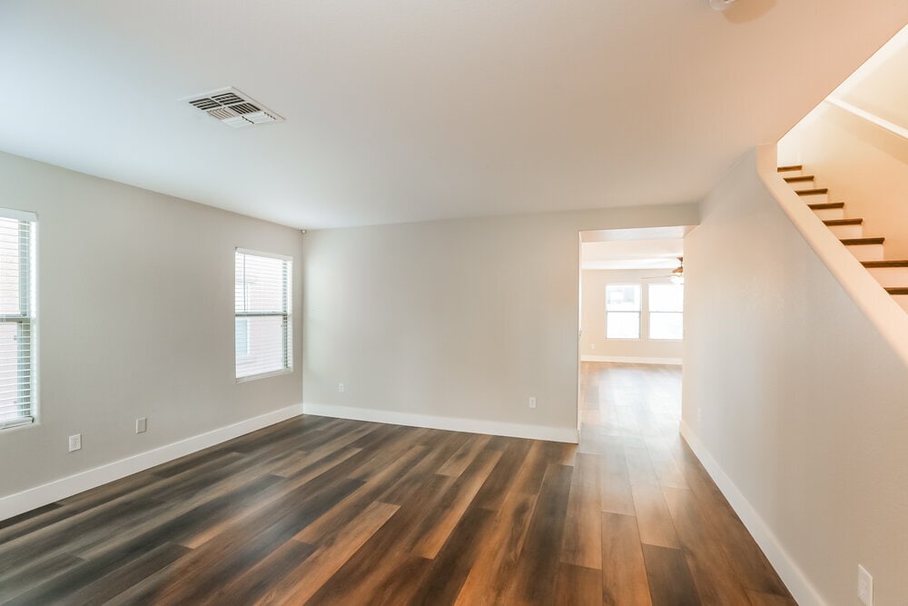 Building Photo - 21118 E Stonecrest Dr