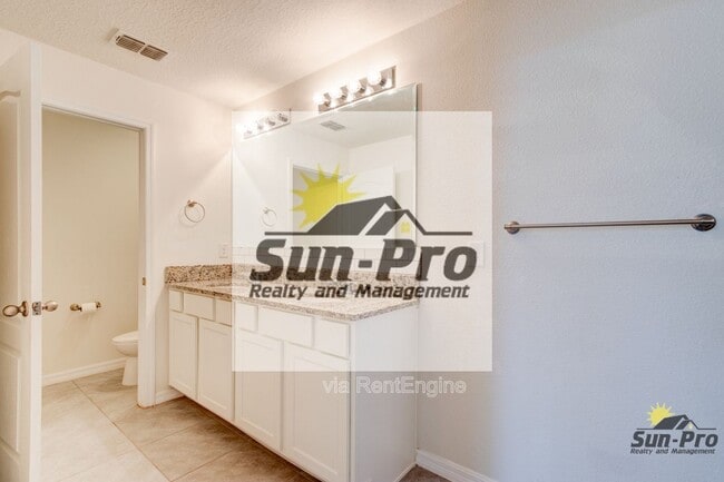 Building Photo - 1660 Pham Dr