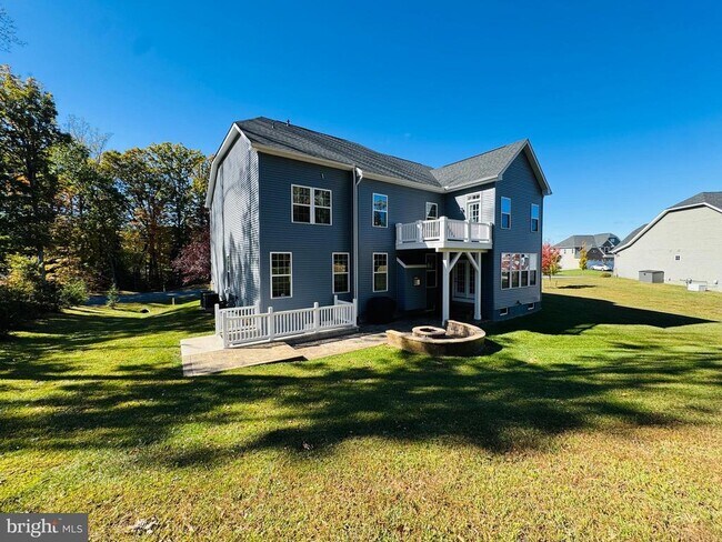 Building Photo - 34 Oak Rd