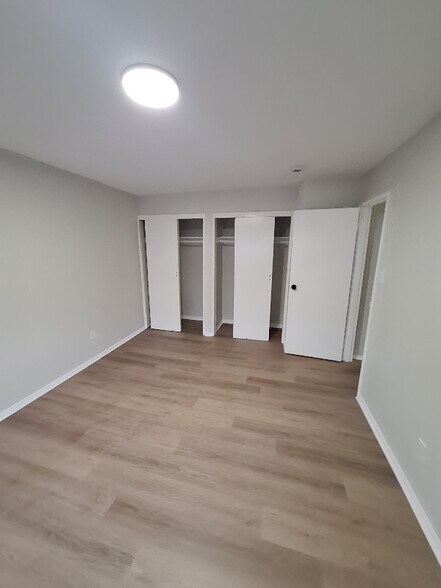 Building Photo - 91 Oak St