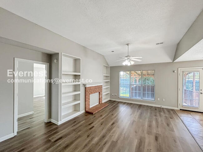 Building Photo - 1649 Central Trails Dr