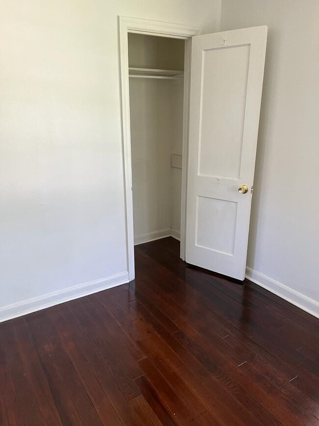 Building Photo - 22 E Lutcher Ave