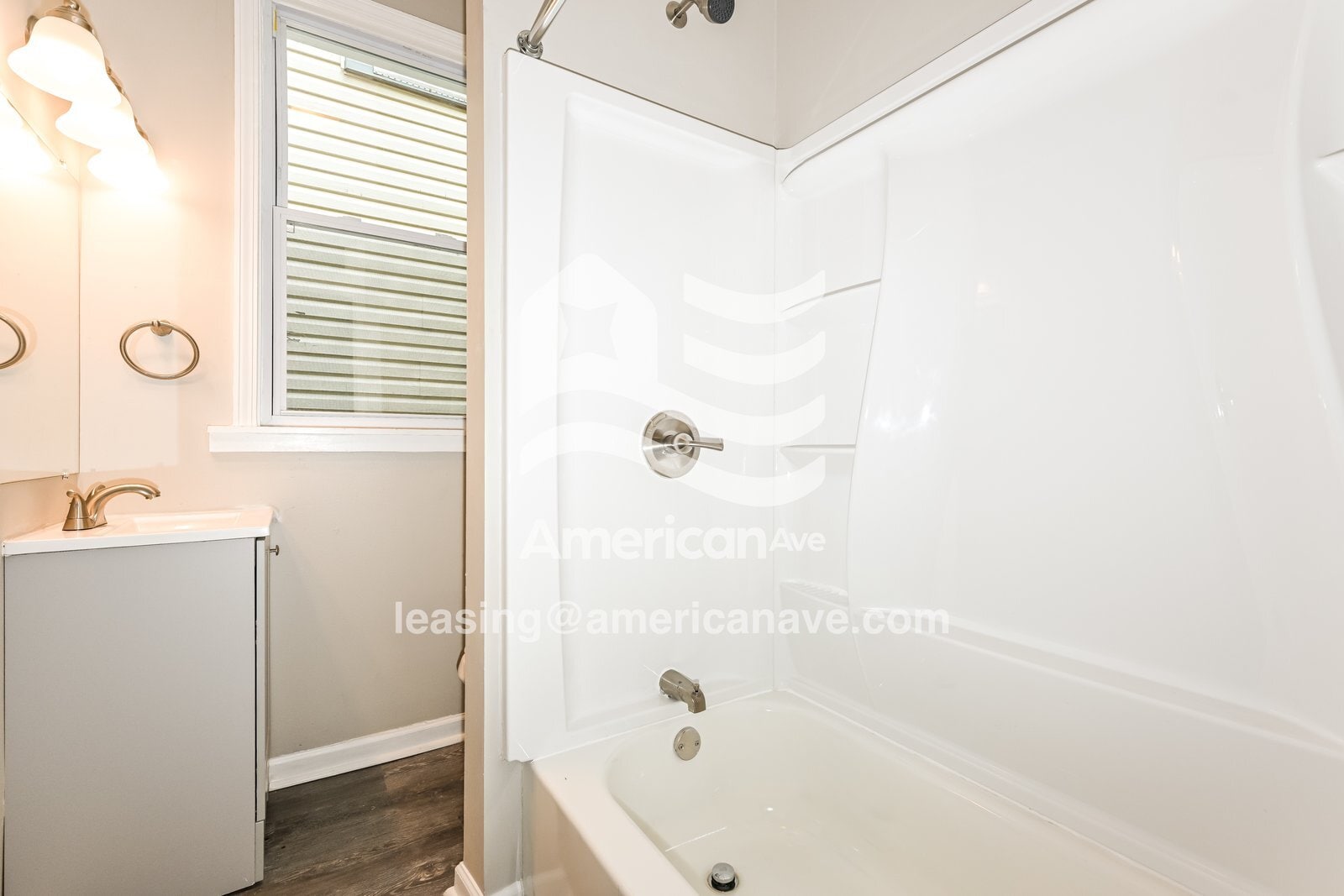 Building Photo - 519 McClintock Ave