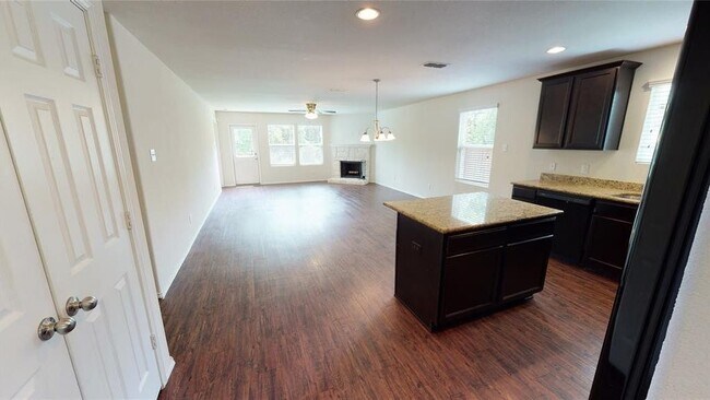 Building Photo - 2914 Whispering Pine Blvd