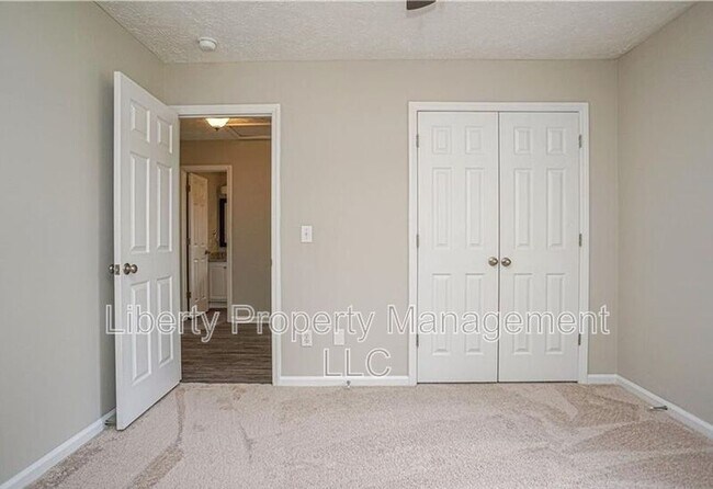 Building Photo - 1517 Clan Campbell Dr