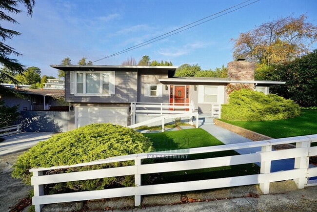 Building Photo - 101 Reed Blvd