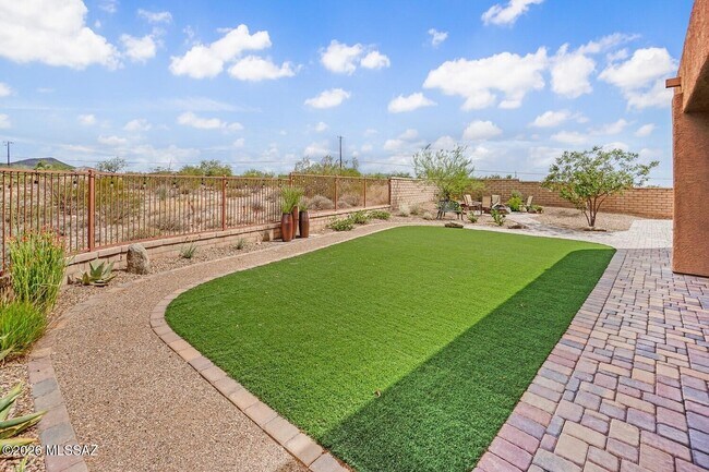Building Photo - 14466 E Flamingo Cres Pl