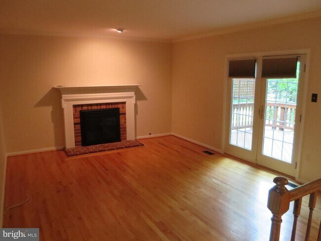 Building Photo - 12729 Falcon Dr