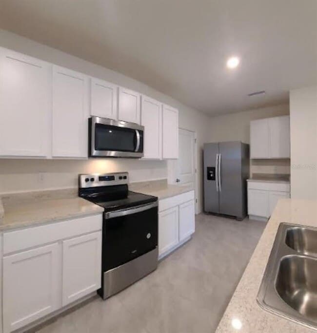 Building Photo - 7768 Cypress Walk Dr
