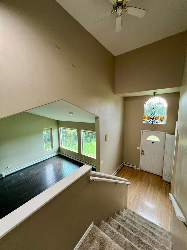 Building Photo - Spacious 3BR/2.5BA Fairbanks Home – Garage...
