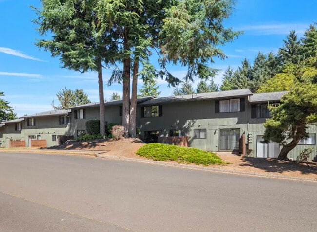 Building Photo - Cedar Crest Townhomes