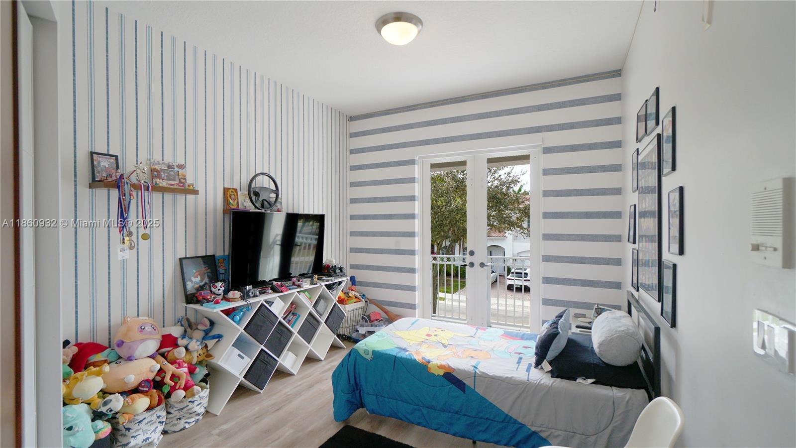 Building Photo - 7031 NW 113th Ct