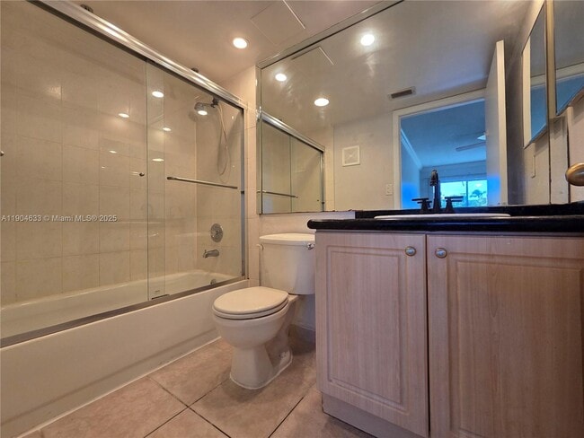 Building Photo - 10785 SW 108th Ave