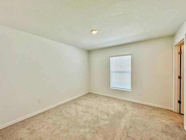 Building Photo - 10275 Purple Leaf Ct