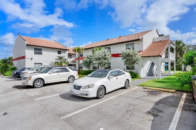 Building Photo - 5971 NW 17th Pl