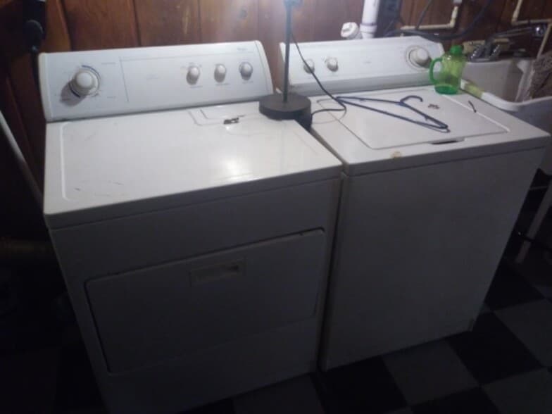 Building Photo - 2132 Whistler Ave