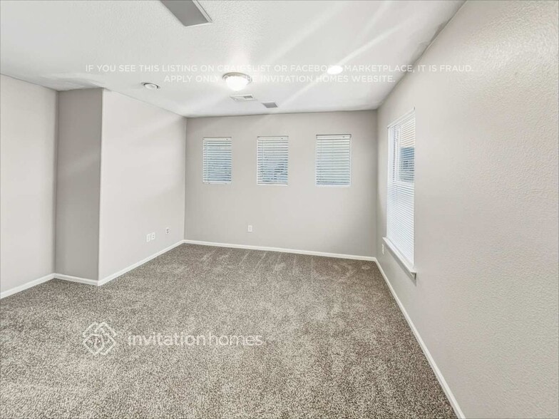 Building Photo - 893 Lehigh Cir