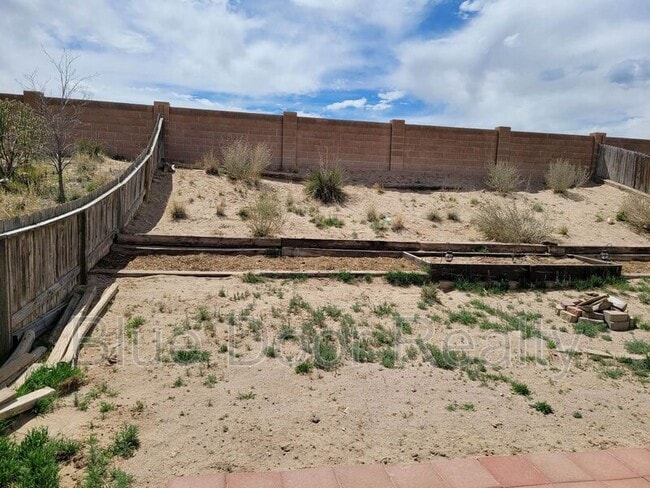 Building Photo - 3441 Martin Meadows Dr NE