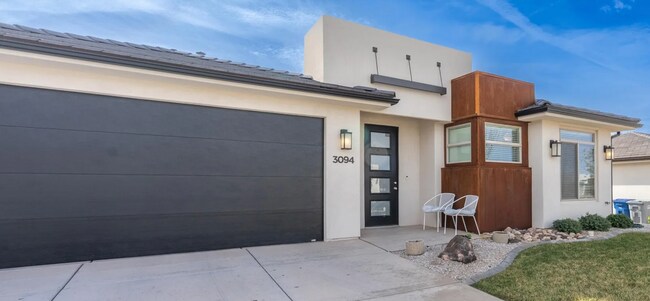 Building Photo - 3094 Fuchsia Dr