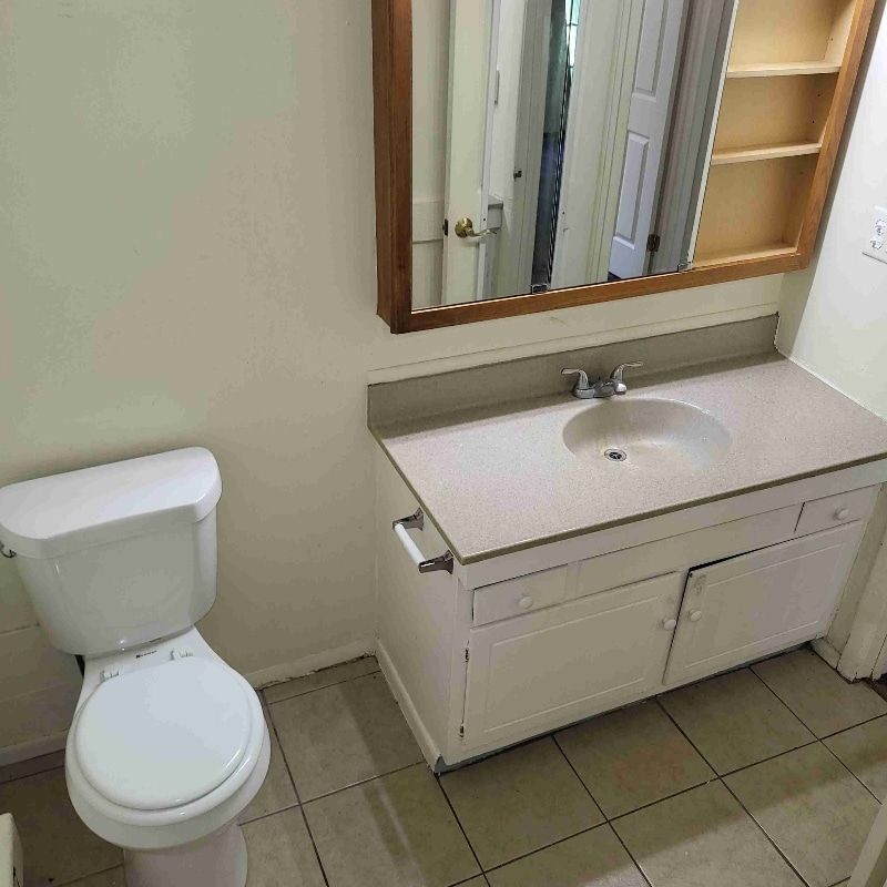 Building Photo - 1003 Colonial Dr