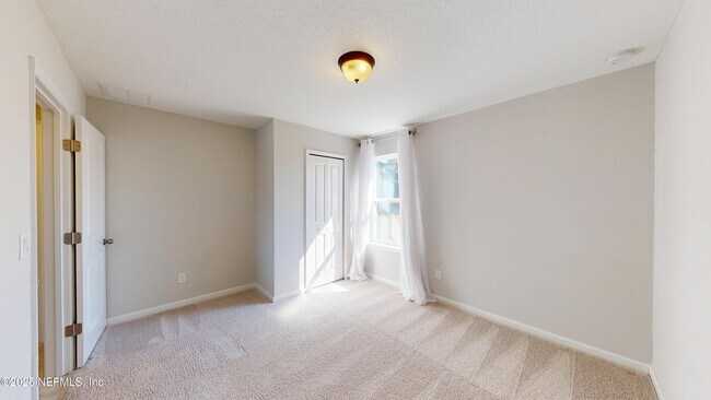 Building Photo - 7081 Angostura Ct