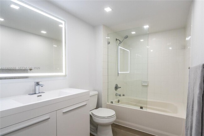 Building Photo - 90 Alton Rd