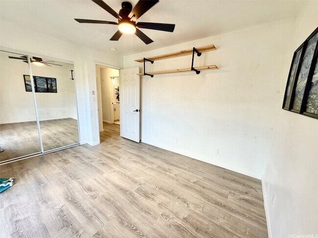 Building Photo - 68-077 Au Street Unit 3C