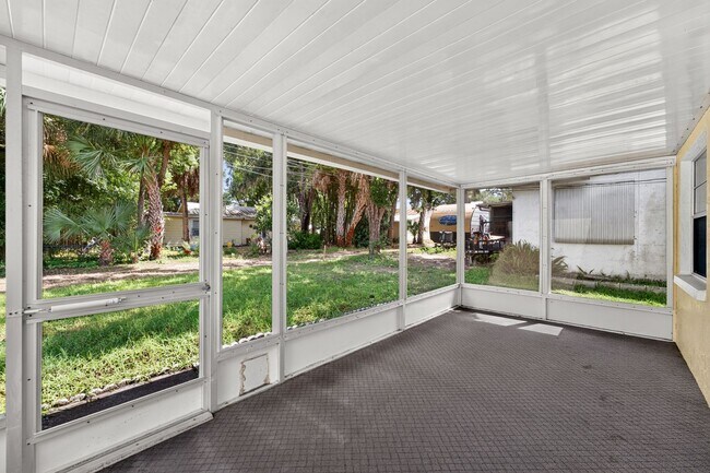 Building Photo - 6243 Florida Ave