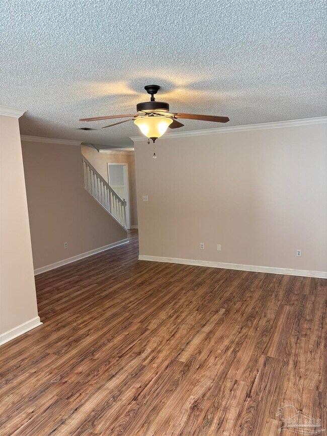 Building Photo - 3111 Leesburg Square