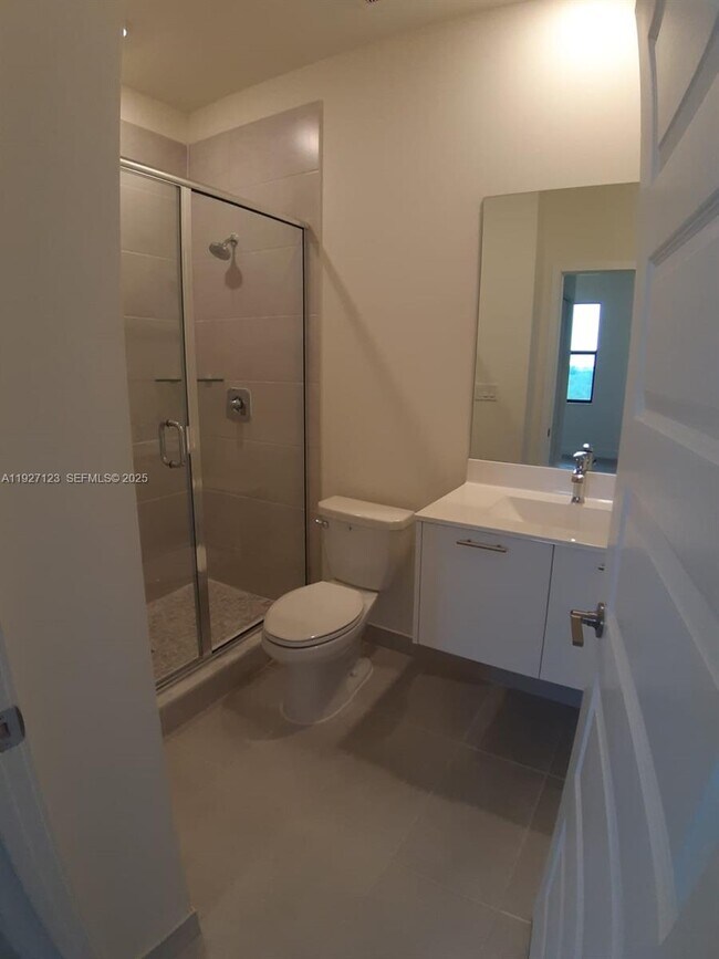 Building Photo - 8195 NW 104th Ave