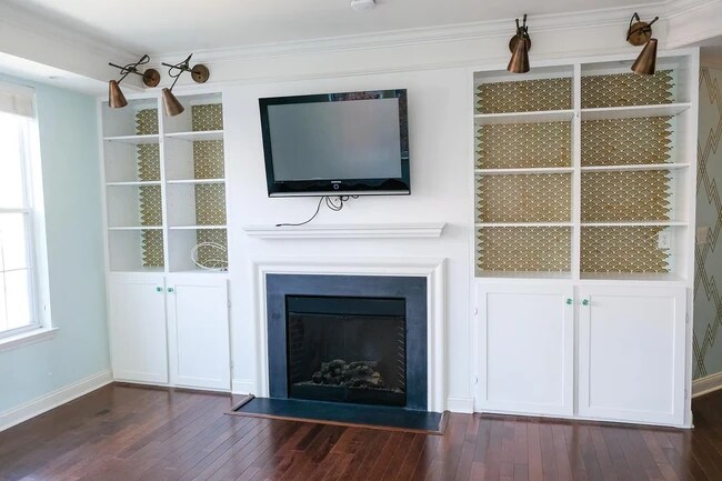 Building Photo - 1451 Belmont St NW