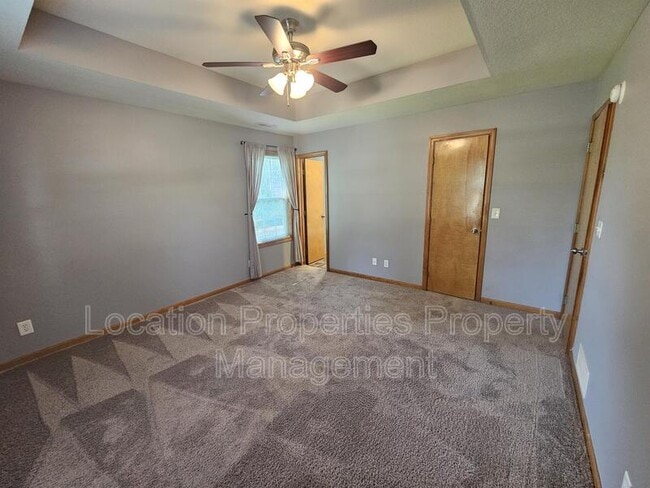 Building Photo - 4104 Saddlehorn Dr