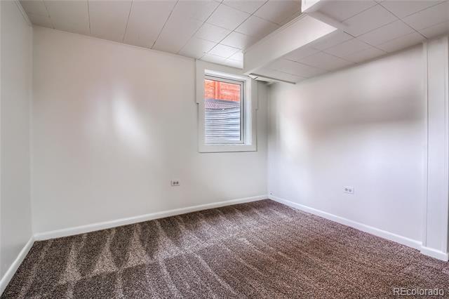 Building Photo - 1479 S Steele St