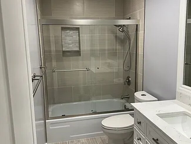 Building Photo - Almaden - Exectuve style 3 bedroom 2 bath ...