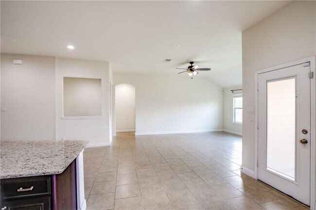 Building Photo - 3409 De Torres Cir