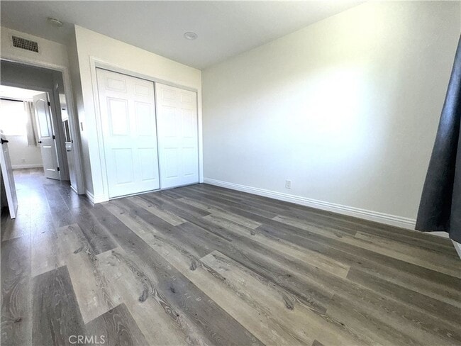 Building Photo - 6911 Laurelhurst Dr