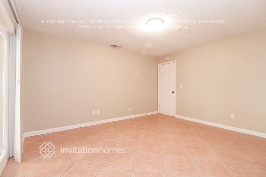 Building Photo - 12111 92nd Way N